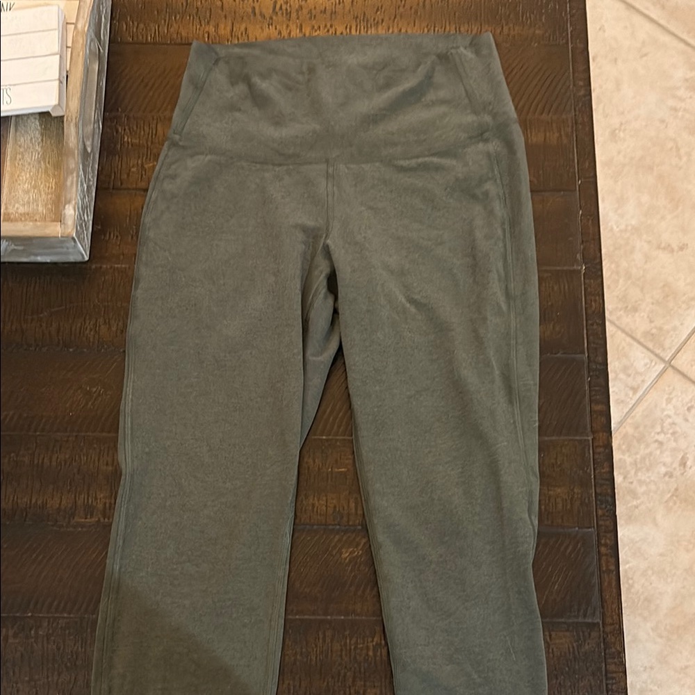 Old Navy Women's Olive Leggings